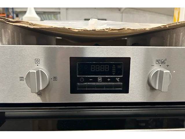 Microgolf zanussi - afbeelding 2 van  8