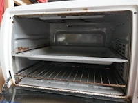 Microgolfoven, pastamachine, oven - afbeelding 6 van  6