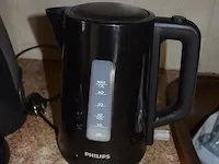 Microgolfoven whirlpool md101, waterkoker philips, senseo philips, servies, glazen, betek, potten en pannen, radio sony, 12 flessen diverse drank - afbeelding 8 van  21