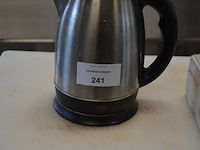 Microgolfoven whirlpool, waterkoker, keukenweegschaal - afbeelding 1 van  5