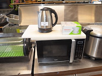 Microgolfoven whirlpool, waterkoker, keukenweegschaal - afbeelding 2 van  5