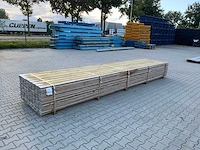 Midden europees grenen - overhangend rabatdeel 5000x145x18mm (168x)