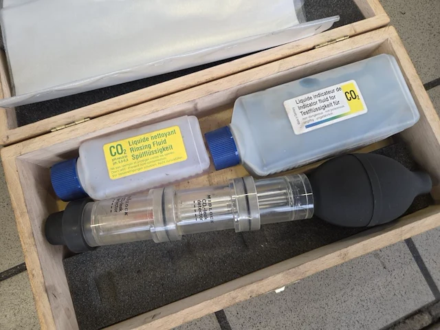 Midlock co 151 cilinderkop lekkage tester - afbeelding 1 van  3