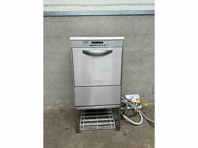 Miele - g8066 - korvenvaatwasmachine - afbeelding 2 van  7