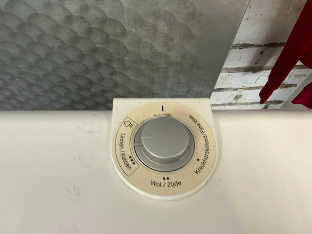 Miele b995d stoomstrijkmachine - afbeelding 4 van  4