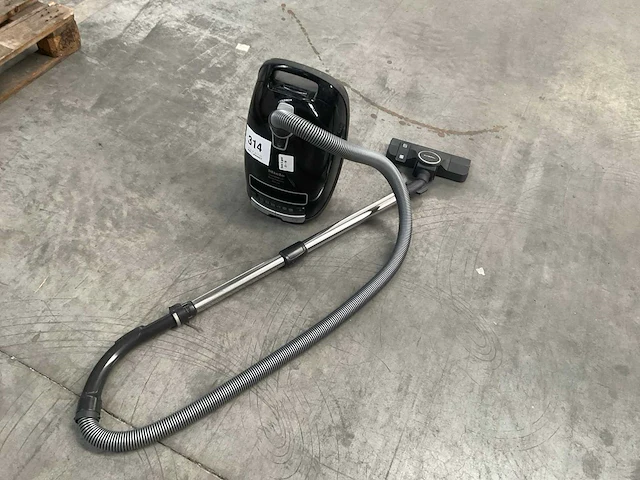 Miele complete c3 stofzuiger - afbeelding 2 van  4