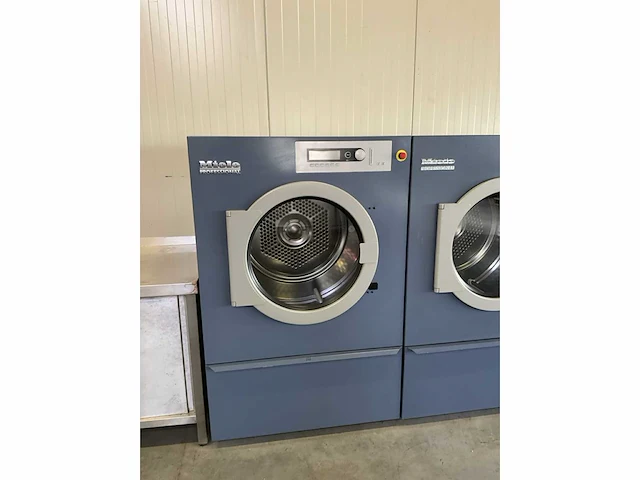 Miele pt 8257 g industriële wasdroger - afbeelding 2 van  5