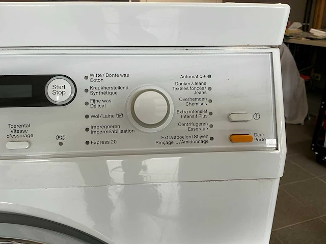 Miele softtronic w 5825 wasmachine - afbeelding 4 van  10