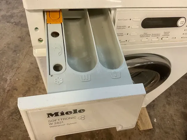 Miele softtronic w3821 wasmachine - afbeelding 5 van  10