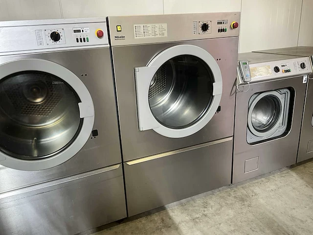 Miele t 6351 ni g industriële wasdroger - afbeelding 1 van  6