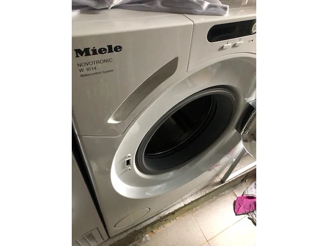 Miele wasmachine - afbeelding 1 van  4