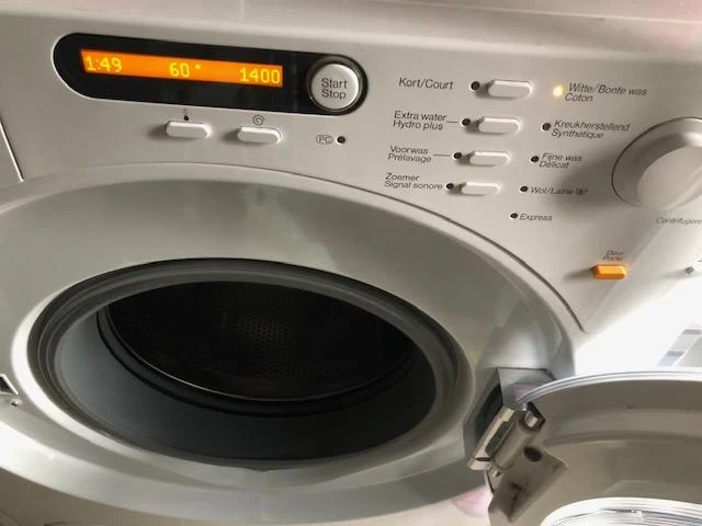 Miele wasmachine - afbeelding 3 van  4