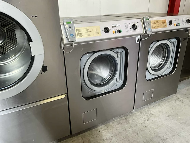 Miele ws 5073 av industriële textielwasmachine - afbeelding 1 van  4