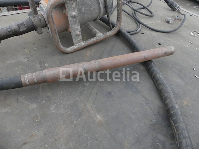 Mikasa betontrilnaad - afbeelding 2 van  4