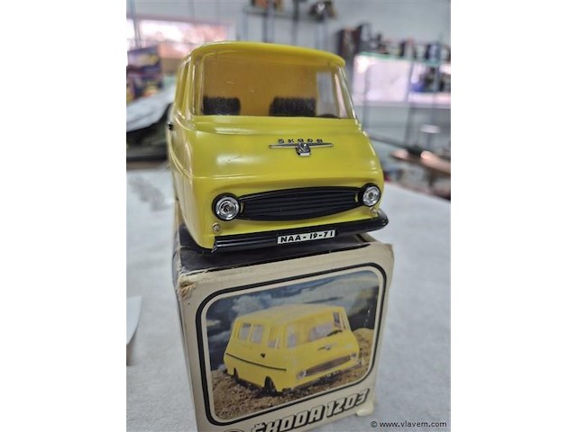 Mikro bus - afbeelding 2 van  3