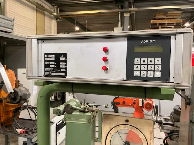 Mikron a60 cnc tandwielslijpmachine - afbeelding 6 van  9