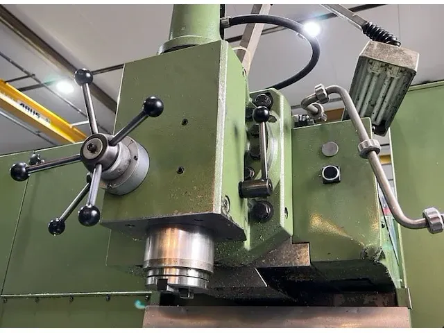 Mikron wf71d verticaal bewerkingscentrum - afbeelding 5 van  9