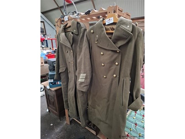 Militaire kledij - afbeelding 1 van  2