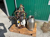 Milker melkmachine