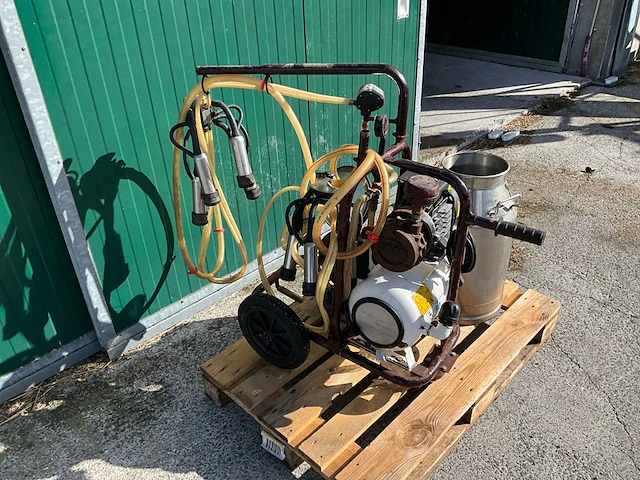 Milker melkmachine - afbeelding 9 van  16