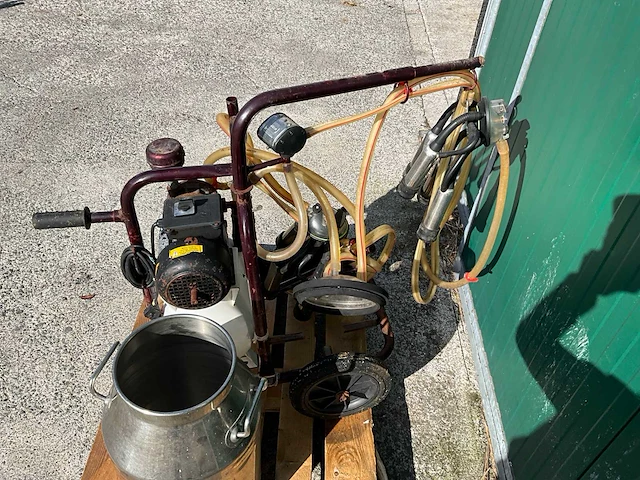 Milker melkmachine - afbeelding 10 van  16