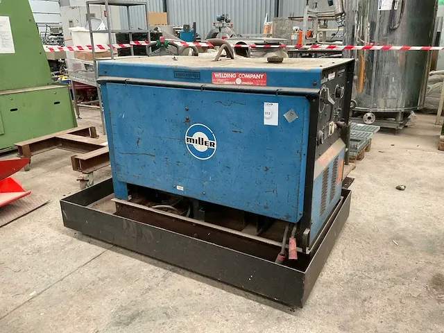 Miller big blue 400dx diesel lasgroep - afbeelding 1 van  9