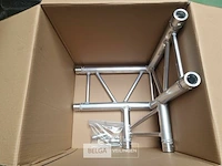 Milos vvu31 3-weg truss hoek - afbeelding 1 van  2