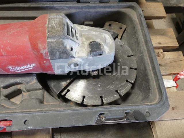 Milwaukee ag 22-230 e molen - afbeelding 1 van  8