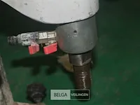 Milwaukee boorstatief met boormachine - afbeelding 2 van  7