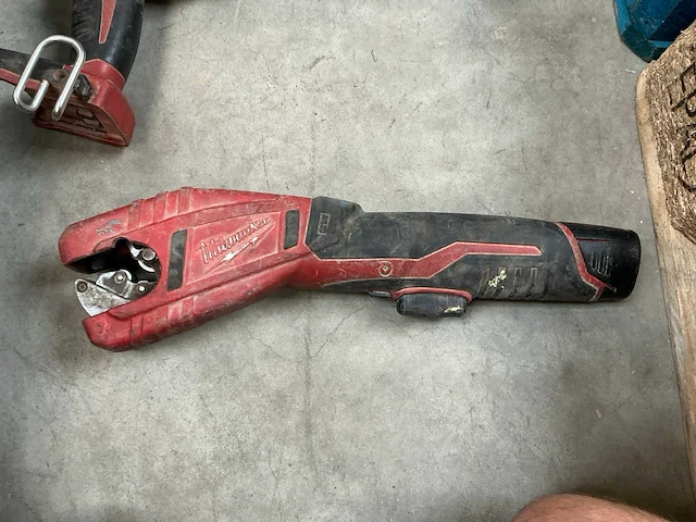 Milwaukee divers accu gereedschap (3x) - afbeelding 6 van  9