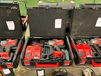 Milwaukee m18 accu slagmoersleutel - afbeelding 1 van  4