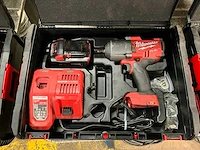 Milwaukee m18 accu slagmoersleutel - afbeelding 2 van  4