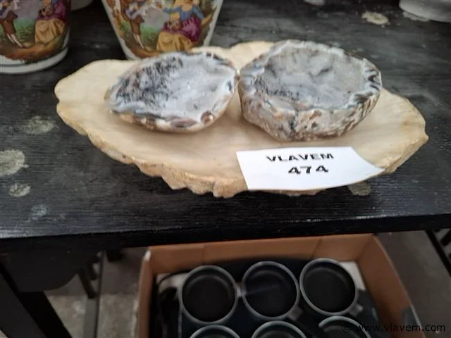 Mineraal - afbeelding 1 van  3