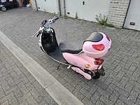 Minerva - elektrische scooter - brommer - afbeelding 5 van  9