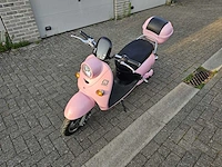 Minerva - elektrische scooter - brommer - afbeelding 7 van  9