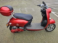 Minerva - elektrische scooter - brommer - afbeelding 4 van  4