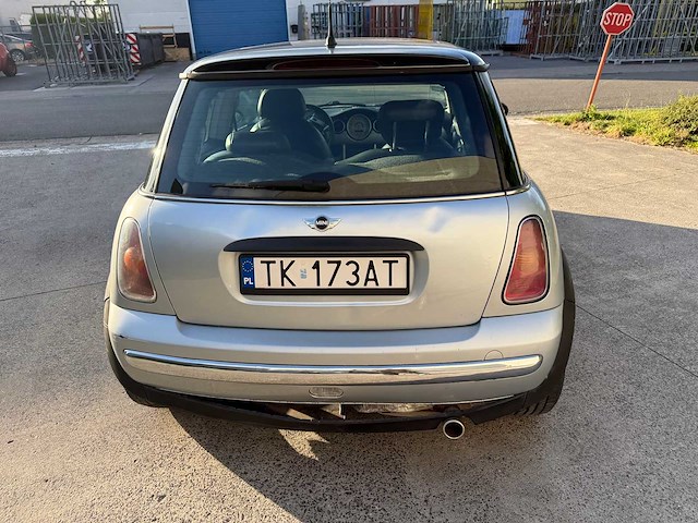 Mini - 2001 - cooper - personenauto - afbeelding 17 van  17