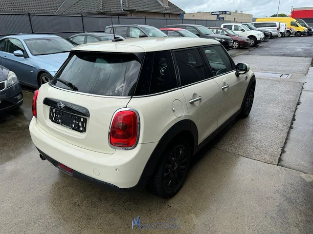 Mini - 2018 - afbeelding 6 van  11