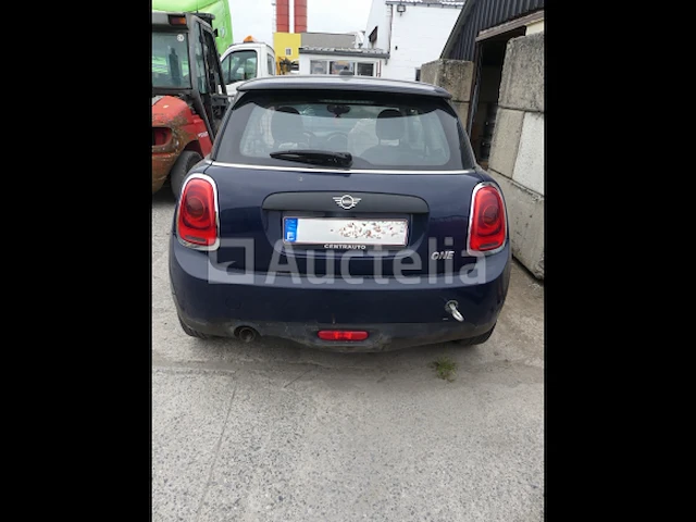 Mini-auto - afbeelding 18 van  39