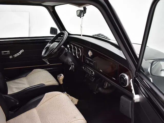 Mini cooper 1.3 mpi spotrspack - afbeelding 15 van  54