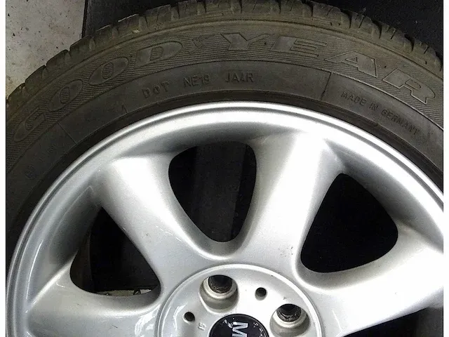 Mini (cooper) velgen, inclusief goodyear banden - afbeelding 7 van  9