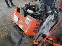 Mini hijskraan kubota ug3 - afbeelding 10 van  11