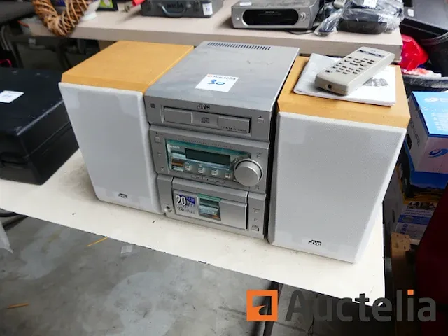 Mini jvc hifi-systeem - afbeelding 1 van  4