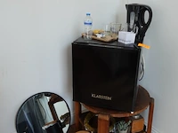 Mini koelkast klarstein + diversen - afbeelding 1 van  5