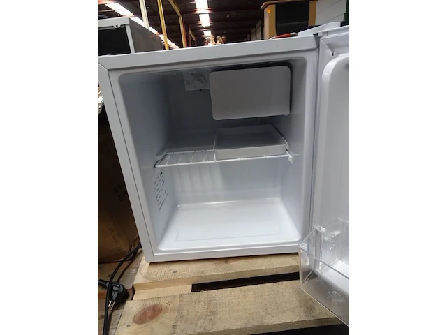 Mini koelkast zanussi - afbeelding 3 van  3