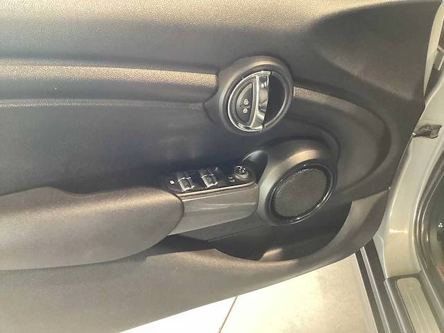 Mini one - 2016 - personenauto - afbeelding 2 van  14