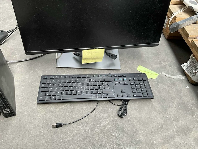 Mini pc dell optiplex 3080 + monitor dell en toebehoren - afbeelding 5 van  9