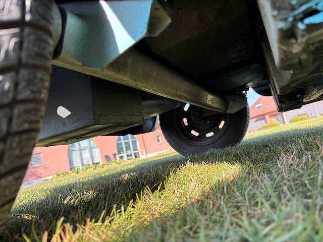 Mini personenauto - afbeelding 11 van  15