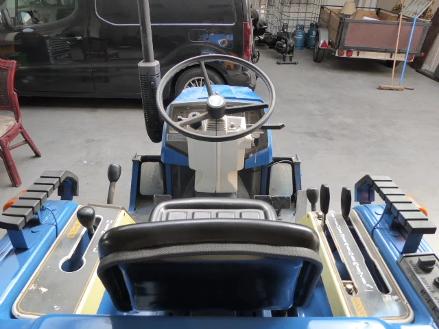 Mini tractor iseki - afbeelding 5 van  10