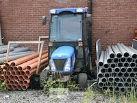 Mini traktor new holland type tz25da